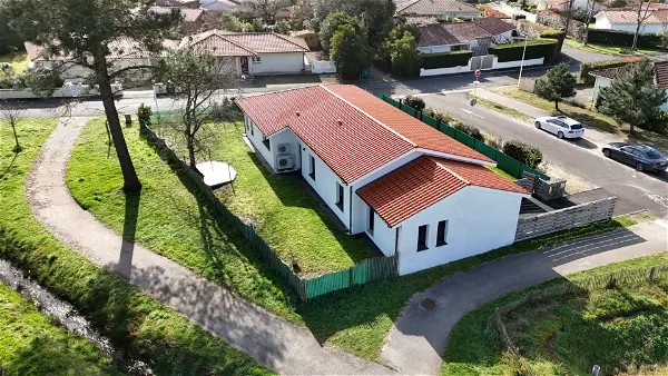 Achat maison 5 pièces - 139.12m² à Biscarrosse (40600)