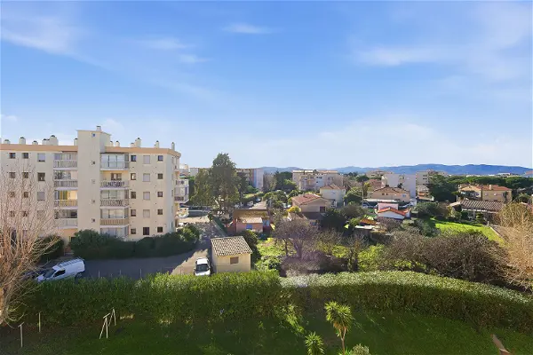 Appartement à vendre - FREJUS, 4 pièces