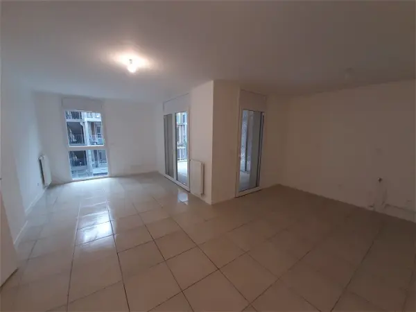 Appartement à louer - Villeurbanne, 2 pièces