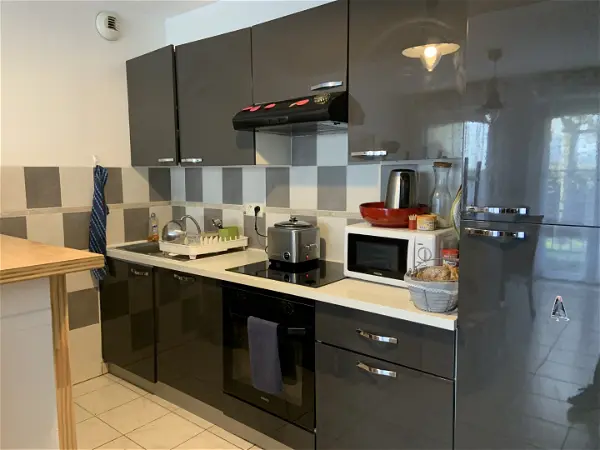 Location appartement 2 pièces - 42.75m² à Begles (33130)