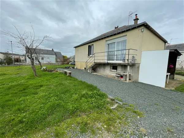 Maison à vendre - INGRANDES, 3 pièces