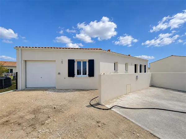 Location maison 3 pièces - 76.43m² à Etaules (17750)