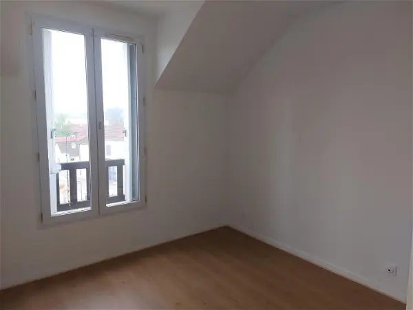 Location appartement 2 pièces - 42.14m² à Gasny (27620)