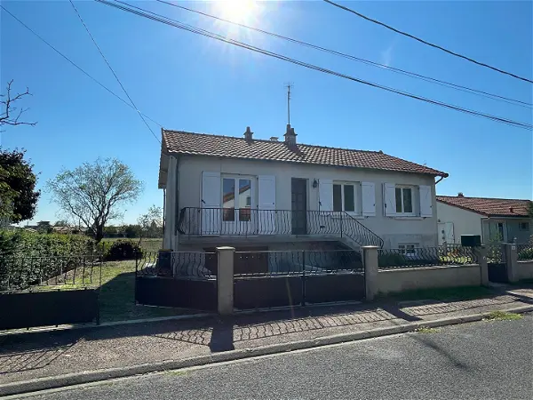 Maison à vendre - SCORBE CLAIRVAUX, 4 pièces