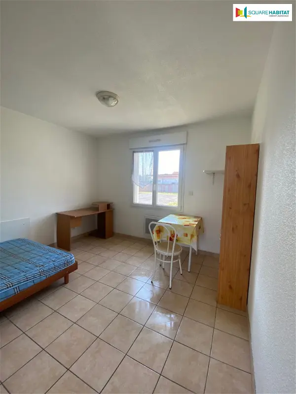 Appartement à louer - VIC-EN-BIGORRE, 1 pièce