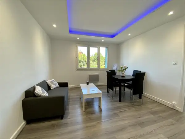 Location appartement 2 pièces - 39.29m² à Échirolles (38130)