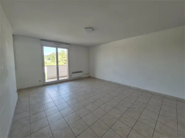 Location appartement 2 pièces - 47.95m² à Beuvrages (59192)