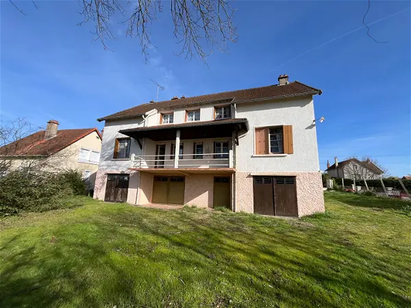 Maison à vendre - SAINT LEGER DES VIGNES, 9 pièces