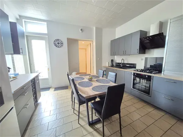 Maison à vendre - ANICHE, 7 pièces