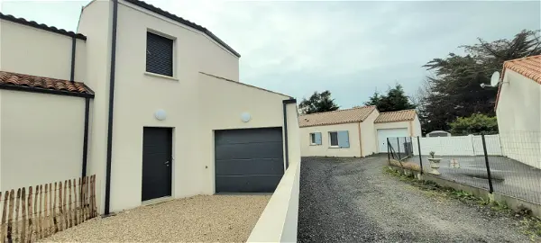 Maison à vendre - SAINT GILLES CROIX DE VIE, 5 pièces