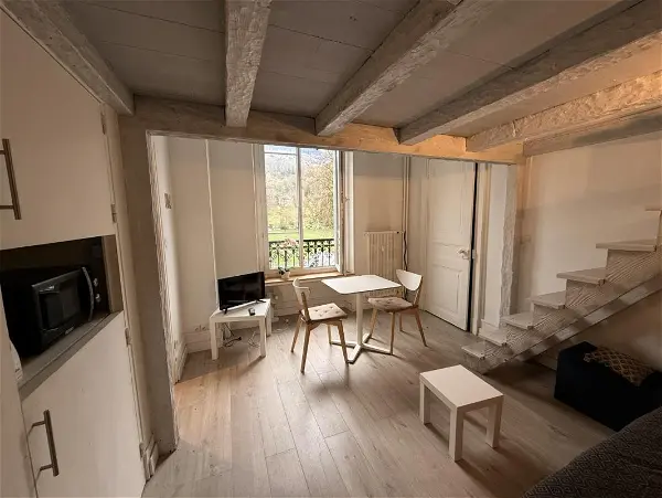 Appartement à louer - Saint-Martin-d'Uriage, 1 pièce