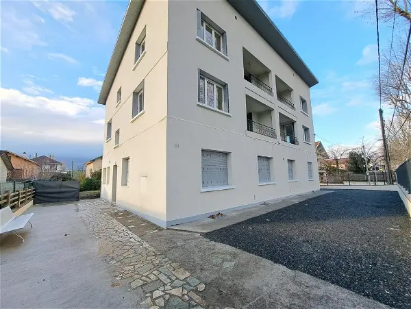 Location appartement 3 pièces - 69m² à Échirolles (38130)