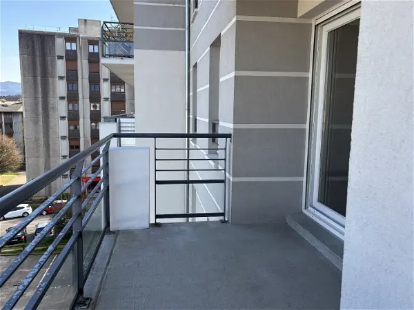 Appartement à louer - LA MOTTE SERVOLEX, 3 pièces