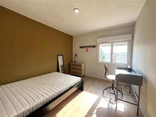 Location appartement 1 pièce - 10.56m² à Mont de marsan (40000)