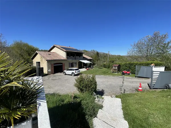 Maison à vendre - MONTGAUCH, 6 pièces