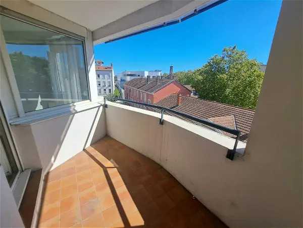 Appartement à louer - Villeurbanne, 2 pièces