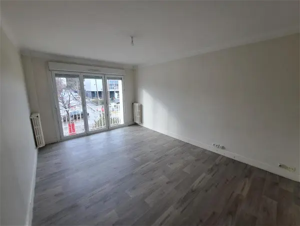 Location appartement 3 pièces - 64.93m² à Vénissieux (69200)