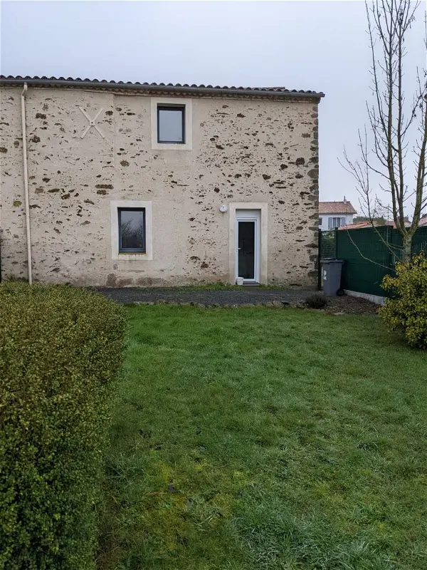 Location appartement 3 pièces - 53.81m² à La chaize-le-vicomte (85310)