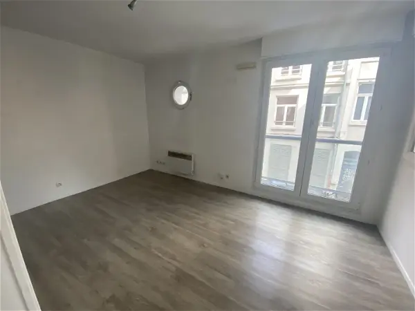 Appartement à louer - Lille, 2 pièces