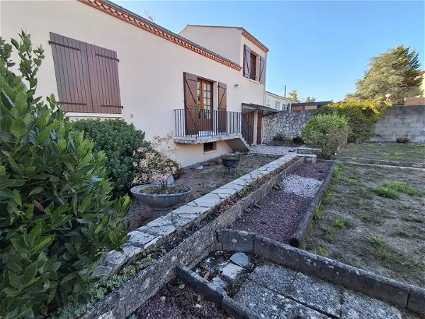 Maison à vendre - LA ROCHE SUR YON, 4 pièces