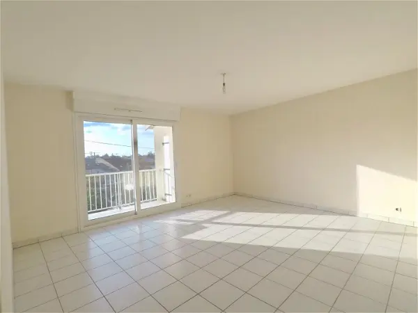 Location appartement 3 pièces - 65.86m² à Poitiers (86000)