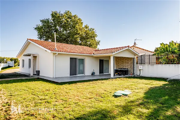 Achat maison 4 pièces - 108m² à Saint seurin de cursac (33390)
