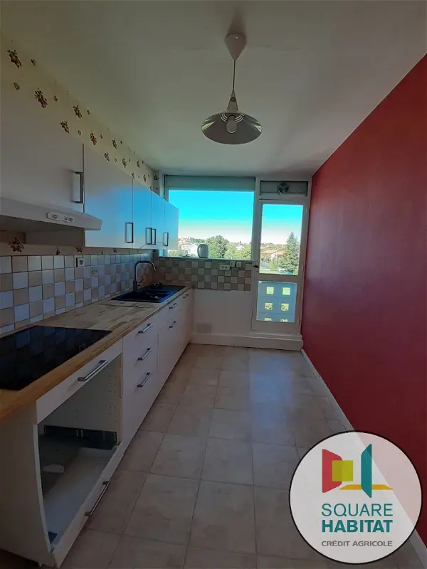 Appartement à louer - ISSOIRE, 4 pièces