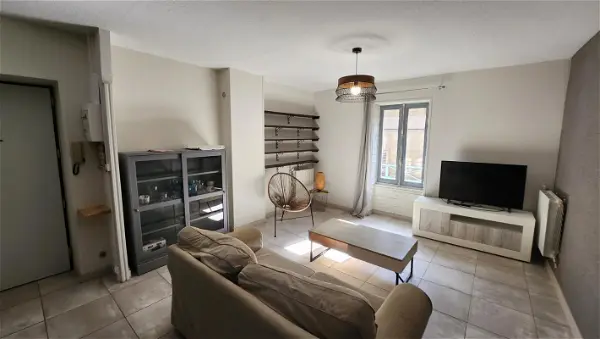 Appartement à louer - Condrieu, 3 pièces