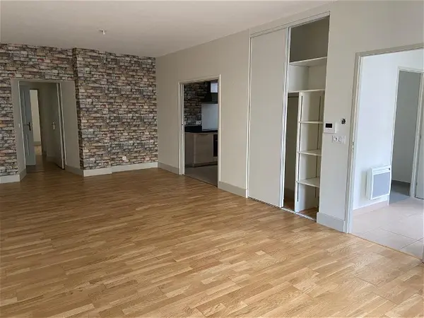 Appartement à louer - TOURS, 5 pièces