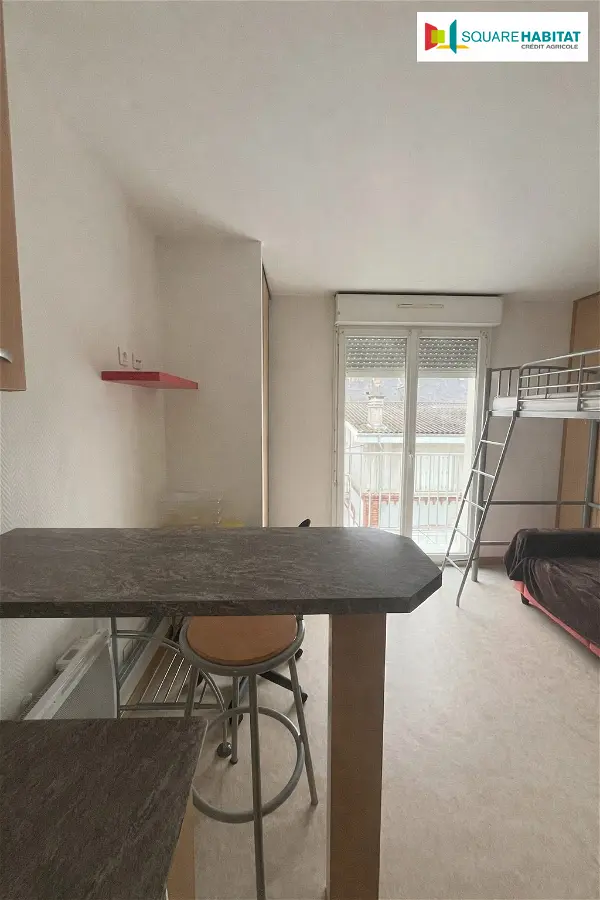 Location appartement 1 pièce - 13.6m² à Tarbes (65000)