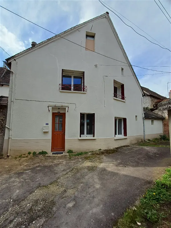 Maison à louer - ST JULIEN DU SAULT, 3 pièces