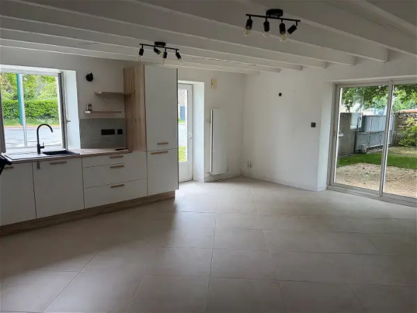 Location maison 4 pièces - 80m² à Ferrieres (17170)