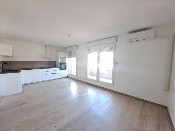 Location appartement 2 pièces - 42.79m² à Le pont-de-claix (38800)