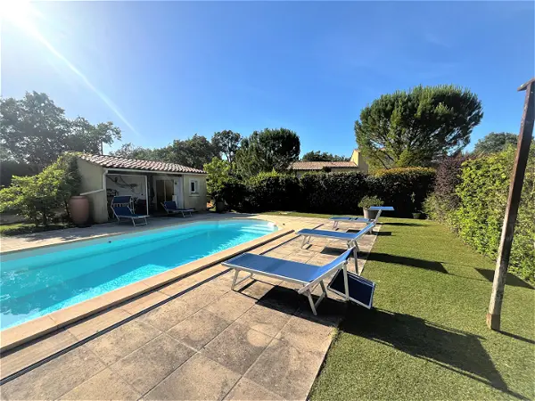 Achat maison 9 pièces - 318m² à Saint saturnin les apt (84490)
