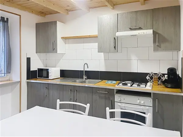 Location appartement 1 pièce - 28.01m² à Fours (33390)