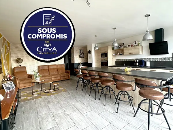 Appartement à vendre - VILLENEUVE D ASCQ, 4 pièces