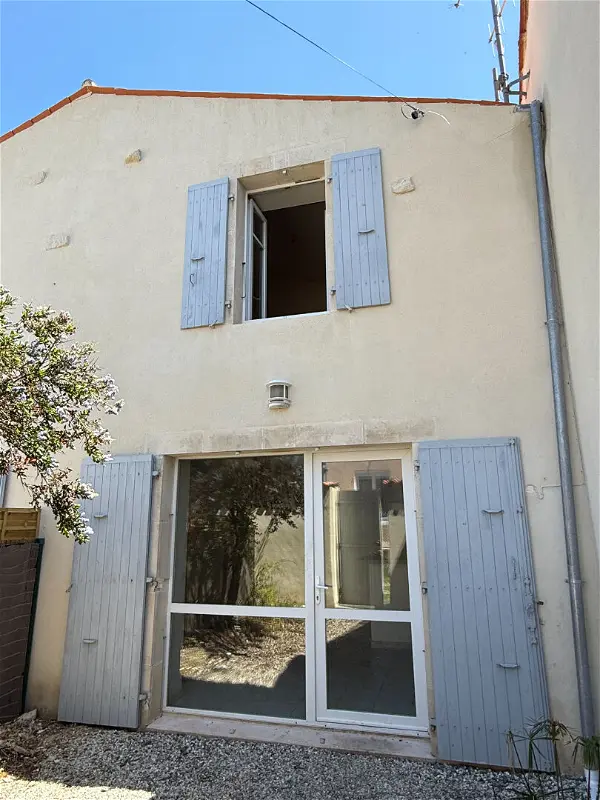 Maison à vendre - SURGERES, 2 pièces