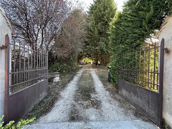 Achat maison 10 pièces - 228m² à Cour cheverny (41700)