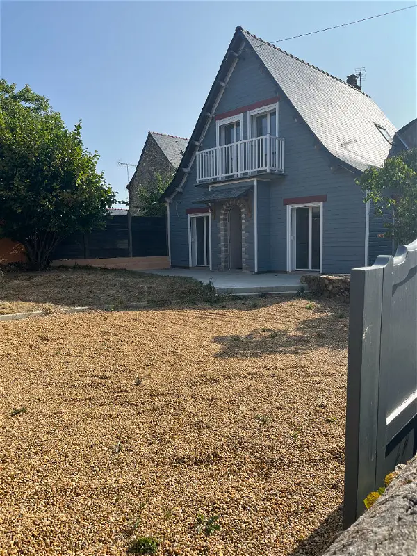 Location maison 3 pièces - 63m² à Bourg l eveque (49520)