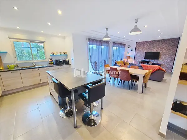 Maison à vendre - ST MELOIR DES ONDES, 6 pièces