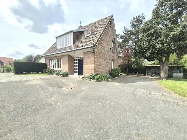 Achat maison 5 pièces - 115m² à Villeneuve d ascq (59491)