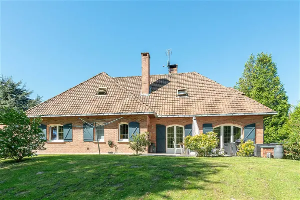 Maison à vendre - SAINT AMAND LES EAUX, 12 pièces