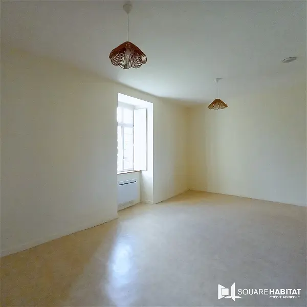 Location appartement 1 pièce - 46.2m² à Treguier (22220)