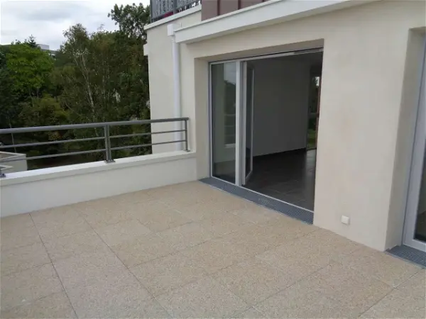 Location appartement 4 pièces - 72.77m² à Tours (37100)