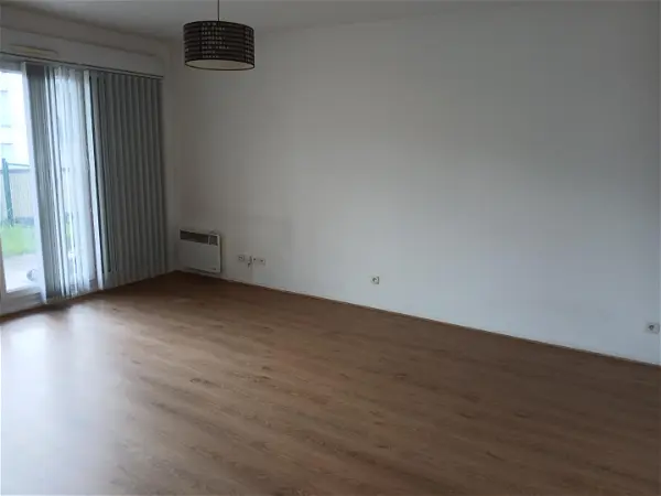 Appartement à louer - Valenciennes, 2 pièces