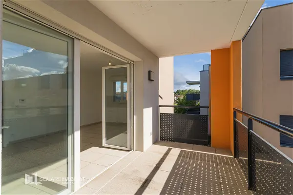Appartement à vendre - CRANVES SALES, 2 pièces