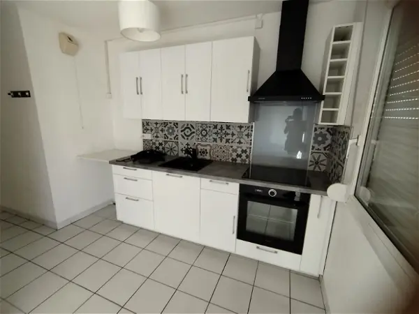 Location appartement 3 pièces - 66.21m² à Cavaillon (84300)