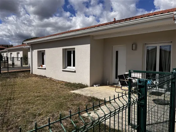 Location maison 4 pièces - 87.4m² à Montbrison (42600)