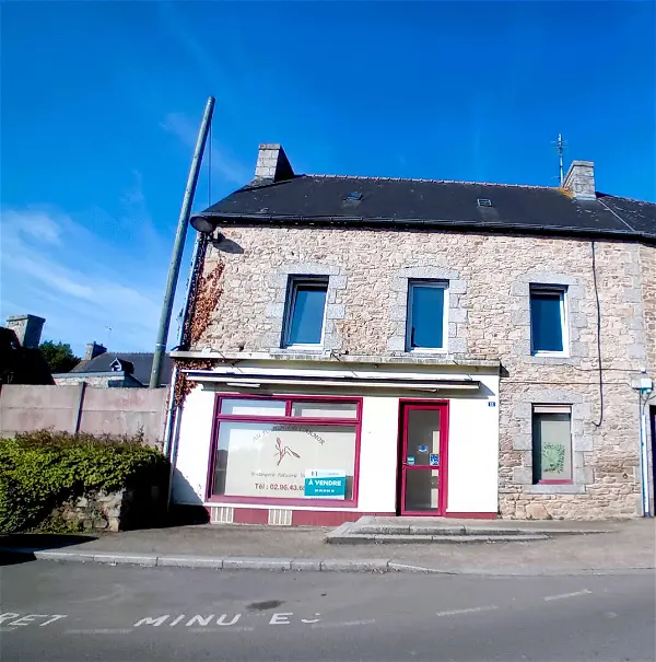 Achat maison 6 pièces - 200m² à Bourbriac (22390)