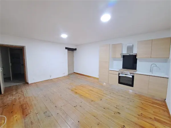 Appartement à louer - Beaurepaire, 2 pièces